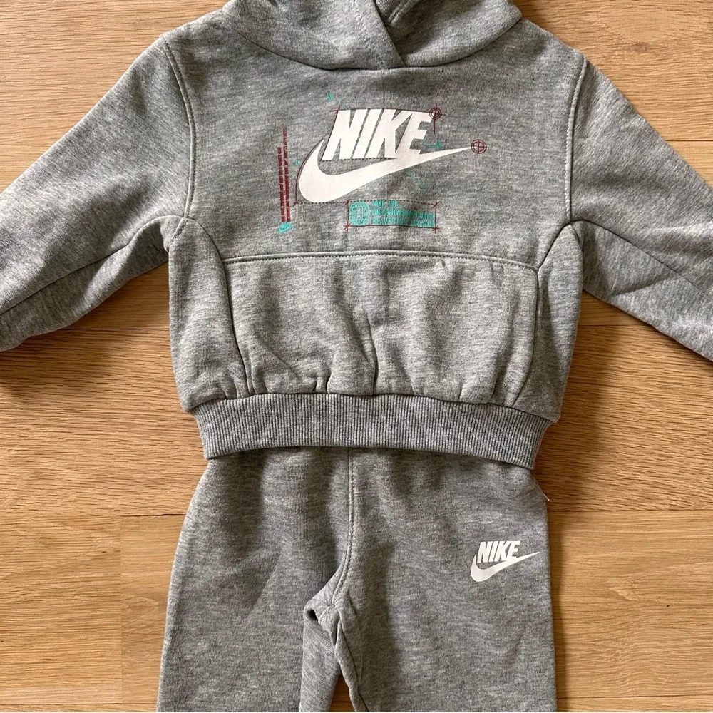 VARIOUS BABY ITEMS - BRAND NEW WITH TAGS - Picture 2 of 16